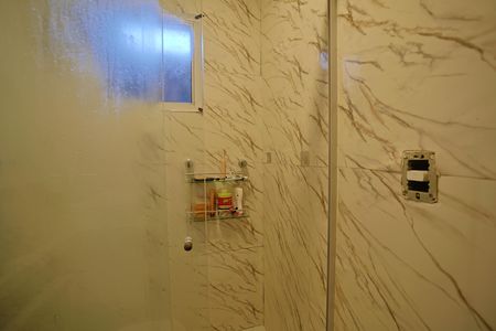 Banheiro de apartamento para alugar com 2 quartos, 40m² em Vila Uniao (zona Leste), São Paulo