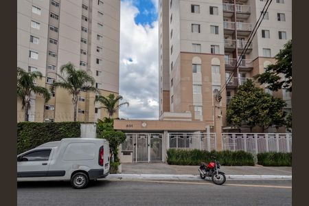 Apartamento à venda com 3 quartos, 64m² em Parque Maria Domitila, São Paulo