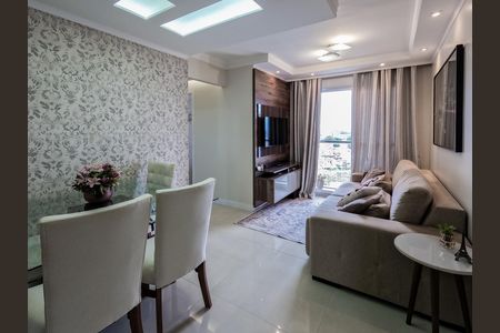 Apartamento à venda com 3 quartos, 64m² em Parque Maria Domitila, São Paulo