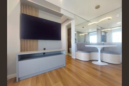 Sala de apartamento para alugar com 2 quartos, 46m² em Jardim Santo Antoninho, São Paulo
