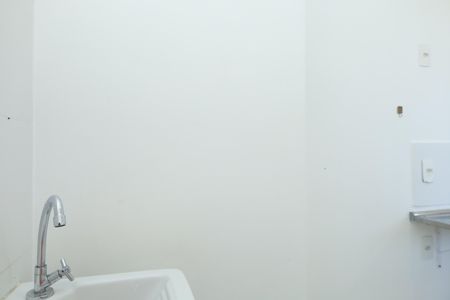 Área de Serviço de apartamento para alugar com 2 quartos, 34m² em Parque Dom Joao Neri, São Paulo