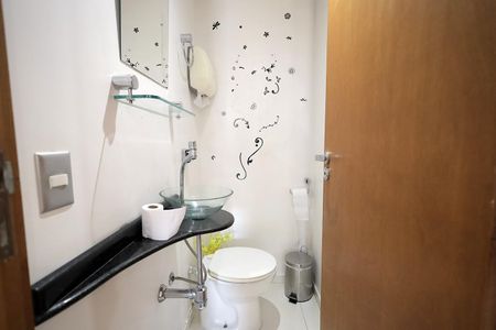 Banheiro 1 de apartamento à venda com 3 quartos, 144m² em Vila Guiomar, Santo André
