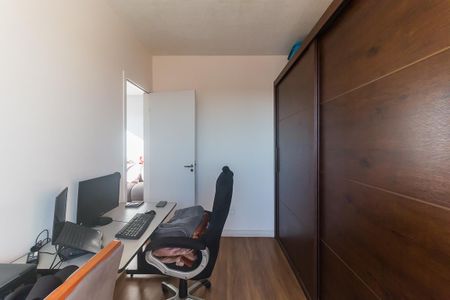 Quarto 2 de apartamento para alugar com 2 quartos, 48m² em Vila Monteiro, Poá