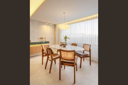 Apartamento à venda com 57m², 2 quartos e 1 vaga Apartamento à venda com 57m², 2 quartos e 1 vagaSala de Jantar