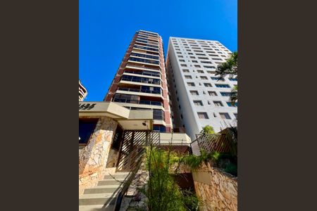 Apartamento à venda com 140m², 3 quartos e 2 vagas