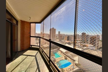 Apartamento à venda com 140m², 3 quartos e 2 vagas Apartamento à venda com 140m², 3 quartos e 2 vagasSacada
