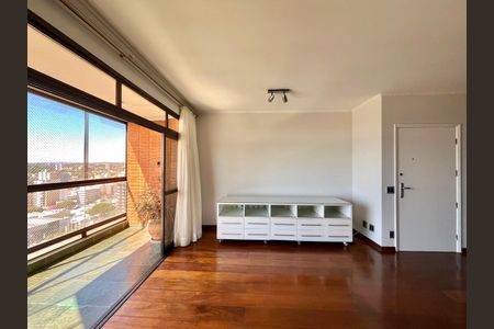 Apartamento à venda com 140m², 3 quartos e 2 vagas Apartamento à venda com 140m², 3 quartos e 2 vagasSala