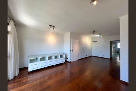Apartamento à venda com 140m², 3 quartos e 2 vagas Apartamento à venda com 140m², 3 quartos e 2 vagasSala