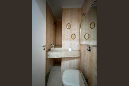 Apartamento à venda com 140m², 3 quartos e 2 vagas Apartamento à venda com 140m², 3 quartos e 2 vagasLavabo