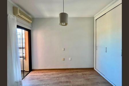 Apartamento à venda com 140m², 3 quartos e 2 vagas Apartamento à venda com 140m², 3 quartos e 2 vagasQuarto 2