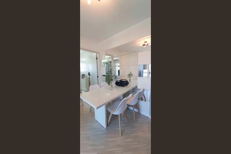 Apartamento à venda com 48m², 2 quartos e 1 vaga Apartamento à venda com 48m², 2 quartos e 1 vagaSala de Jantar