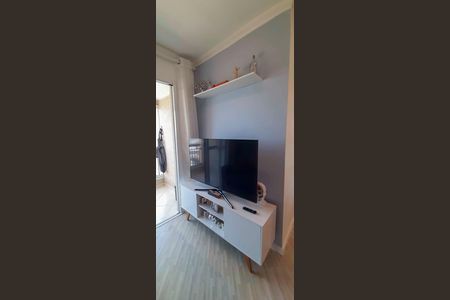 Sala de Estar de apartamento à venda com 2 quartos, 48m² em Km 18, Osasco