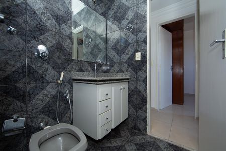 Apartamento à venda com 76m², 3 quartos e 1 vagaBANHEIRO