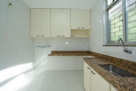 Apartamento à venda com 76m², 3 quartos e 1 vagaCOZINHA