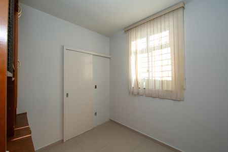 Apartamento à venda com 76m², 3 quartos e 1 vagaQUARTO1