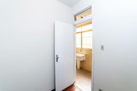 Quarto de Serviço de apartamento à venda com 3 quartos, 86m² em Cidade Nova, Belo Horizonte