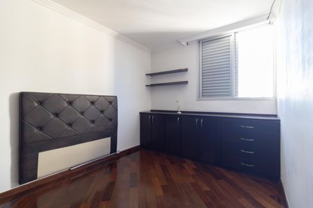 Apartamento à venda com 60m², 2 quartos e 1 vaga Apartamento à venda com 60m², 2 quartos e 1 vagaQuarto 1