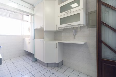 Apartamento à venda com 60m², 2 quartos e 1 vaga Apartamento à venda com 60m², 2 quartos e 1 vagaCozinha