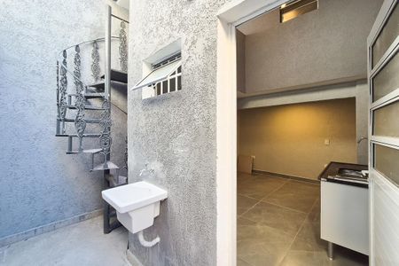 Área de Serviço de kitnet/studio para alugar com 1 quarto, 45m² em Jardim Maria Cecilia, São Bernardo do Campo