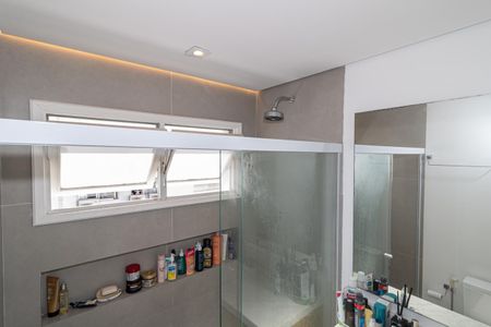 Banheiro da Suíte de apartamento à venda com 2 quartos, 110m² em Itaim Bibi, São Paulo