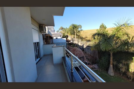 Casa de condomínio para alugar com 280m², 3 quartos e 6 vagas Casa de condomínio para alugar com 280m², 3 quartos e 6 vagasSacada