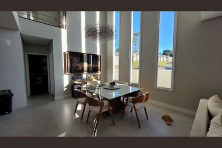 Sala jantar de casa de condomínio para alugar com 3 quartos, 280m² em Jardim Odete, Itaquaquecetuba