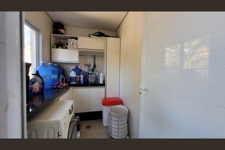 Casa de condomínio para alugar com 280m², 3 quartos e 6 vagas Casa de condomínio para alugar com 280m², 3 quartos e 6 vagasÁrea de Serviço