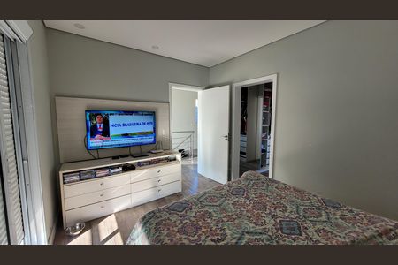Casa de condomínio para alugar com 280m², 3 quartos e 6 vagas Casa de condomínio para alugar com 280m², 3 quartos e 6 vagasSuite