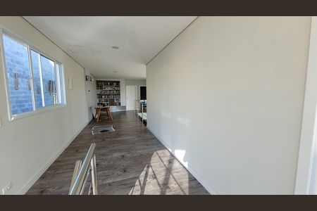 Hall - Piso superior de casa de condomínio para alugar com 3 quartos, 280m² em Jardim Odete, Itaquaquecetuba