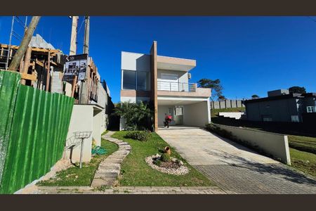 Fachada de casa de condomínio para alugar com 3 quartos, 280m² em Jardim Odete, Itaquaquecetuba