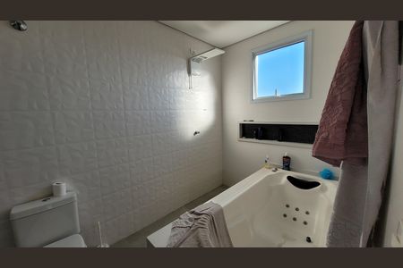 Casa de condomínio para alugar com 280m², 3 quartos e 6 vagas Casa de condomínio para alugar com 280m², 3 quartos e 6 vagasBanheiro suite