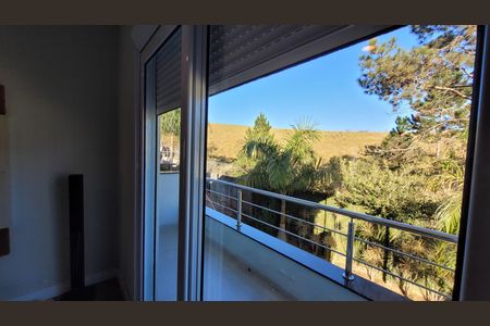 Casa de condomínio para alugar com 280m², 3 quartos e 6 vagas Casa de condomínio para alugar com 280m², 3 quartos e 6 vagasSacada