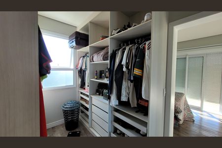 Casa de condomínio para alugar com 280m², 3 quartos e 6 vagas Casa de condomínio para alugar com 280m², 3 quartos e 6 vagasSuite - closet