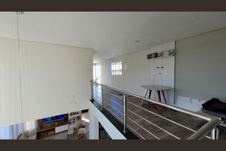 Casa de condomínio para alugar com 280m², 3 quartos e 6 vagas Casa de condomínio para alugar com 280m², 3 quartos e 6 vagasHall - Piso superior