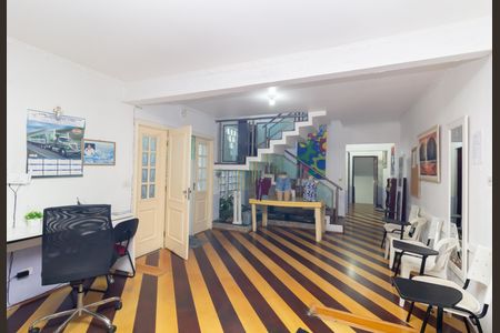 Sala 2 de casa à venda com 4 quartos, 300m² em Jardim Lageado, São Paulo