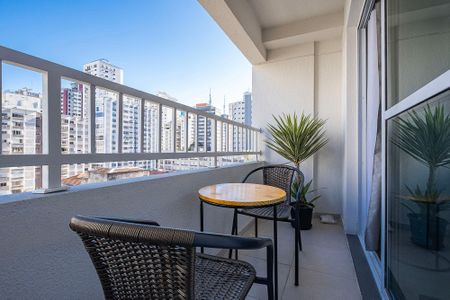Studio - Varanda de kitnet/studio para alugar com 1 quarto, 30m² em Jardim Paulista, São Paulo