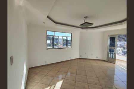 Apartamento para alugar com 140m², 2 quartos e sem vaga
