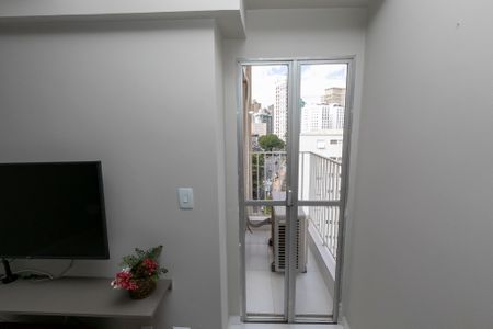 SALA de apartamento para alugar com 1 quarto, 50m² em Cambuí, Campinas