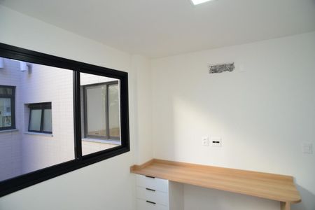 Apartamento para alugar com 120m², 3 quartos e 1 vaga