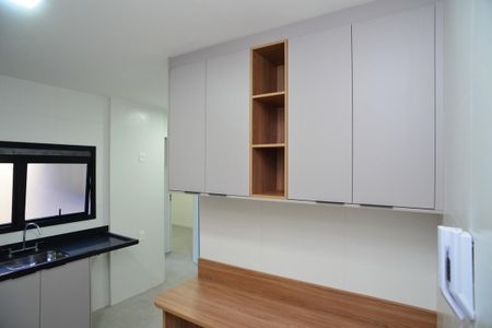Apartamento para alugar com 120m², 3 quartos e 1 vaga
