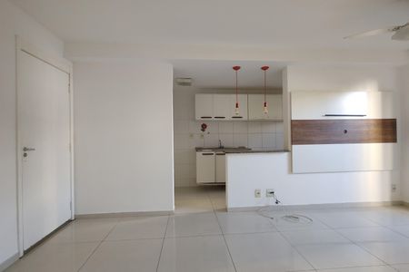 Sala de apartamento para alugar com 2 quartos, 57m² em Jacarepaguá, Rio de Janeiro