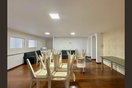 Apartamento para alugar com 114m², 3 quartos e 1 vaga Apartamento para alugar com 114m², 3 quartos e 1 vagaSalão de Festas