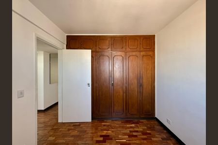 Apartamento para alugar com 114m², 3 quartos e 1 vaga Apartamento para alugar com 114m², 3 quartos e 1 vagaQuarto 1