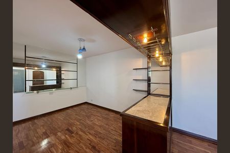 Apartamento para alugar com 114m², 3 quartos e 1 vaga Apartamento para alugar com 114m², 3 quartos e 1 vagaSala