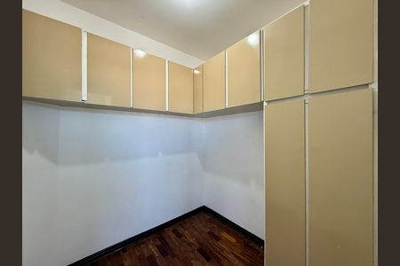 Apartamento para alugar com 114m², 3 quartos e 1 vaga Apartamento para alugar com 114m², 3 quartos e 1 vagaQuarto de Serviço