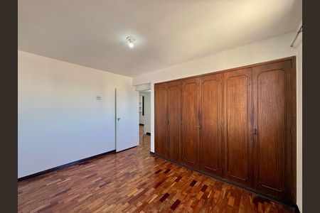 Apartamento para alugar com 114m², 3 quartos e 1 vaga Apartamento para alugar com 114m², 3 quartos e 1 vagaQuarto 2