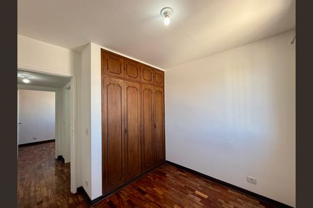 Apartamento para alugar com 114m², 3 quartos e 1 vaga Apartamento para alugar com 114m², 3 quartos e 1 vagaQuarto 3