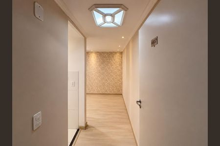 Corredor de apartamento para alugar com 2 quartos, 48m² em Palmeiras de São José, São José dos Campos