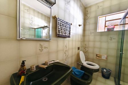 Banheiro  de casa à venda com 2 quartos, 400m² em Jardim Pauliceia, Campinas