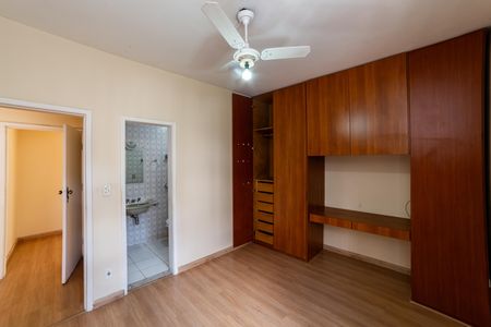 Apartamento para alugar com 120m², 3 quartos e 1 vaga Apartamento para alugar com 120m², 3 quartos e 1 vagaSuíte